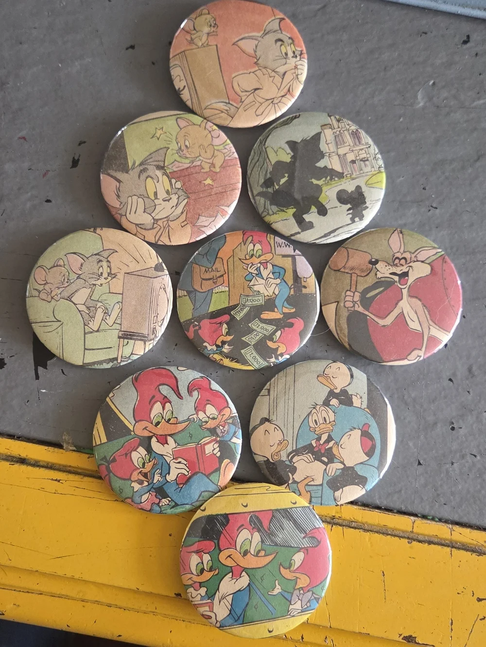 Vintage Cartoon Magnet Button Set - Colorful Disney & Looney Style Characters